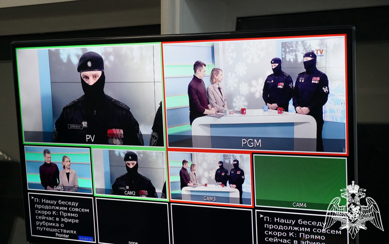 На праздничном выпуске «Утро вместе» поздравили  с Днем Защитника Отечества офицеры ОМОН «Центр» Управления Росгвардии по Воронежской области