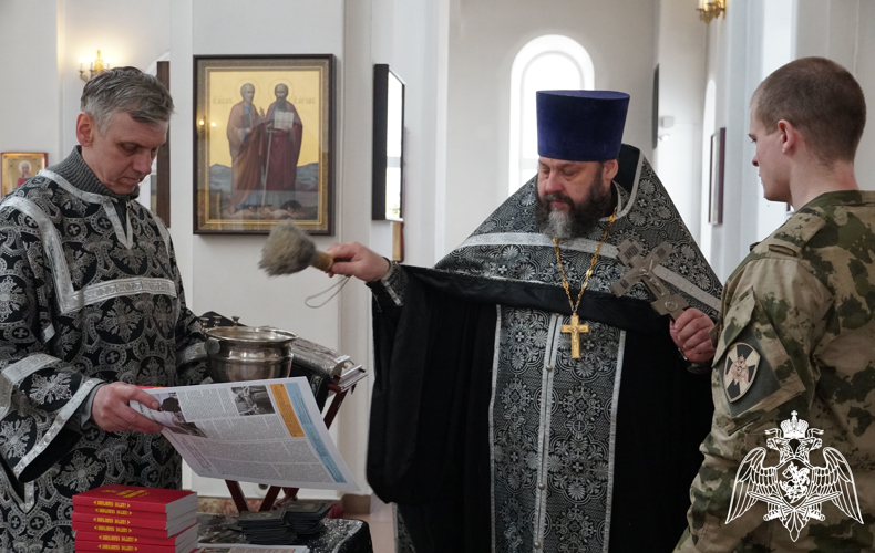 В Воронеже СОСТОЯЛОСЬ БОГОСЛУЖЕНИЕ, ПОСВЯЩЕННОЕ ДНЮ ВОЙСК НАЦИОНАЛЬНОЙ ГВАРДИИ