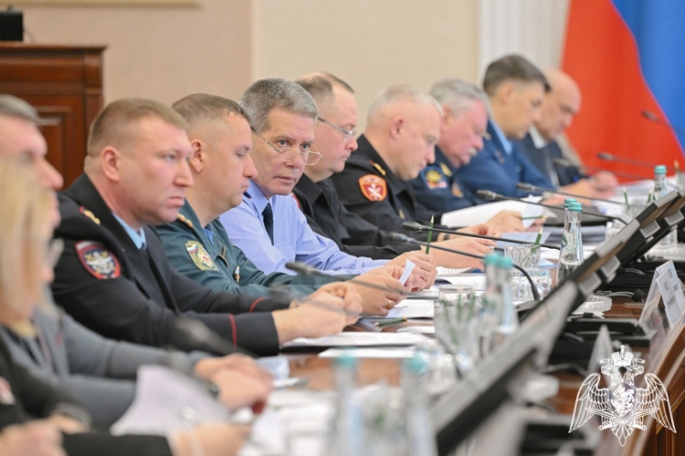 Начальник Управления Росгвардии по Воронежской области Алексей Баранников принял участие в антитеррористической комиссии региона 