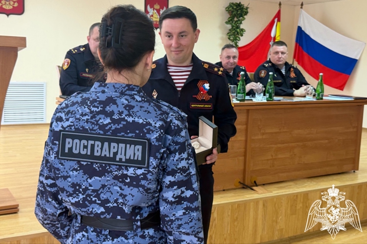 ЗАМЕСТИТЕЛЬ НАЧАЛЬНИКА ГЛАВНОГО УПРАВЛЕНИЯ ВНЕВЕДОМСТВЕННОЙ ОХРАНЫ РОСГВАРДИИ СОВЕРШИЛ РАБОЧУЮ ПОЕЗДКУ В ВОРОНЕЖСКУЮ ОБЛАСТЬ