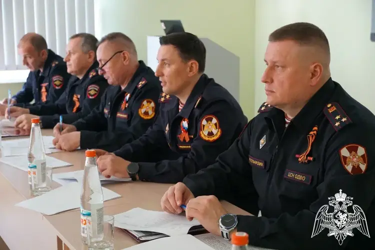 ЗАМЕСТИТЕЛЬ НАЧАЛЬНИКА ГЛАВНОГО УПРАВЛЕНИЯ ВНЕВЕДОМСТВЕННОЙ ОХРАНЫ РОСГВАРДИИ СОВЕРШИЛ РАБОЧУЮ ПОЕЗДКУ В ВОРОНЕЖСКУЮ ОБЛАСТЬ