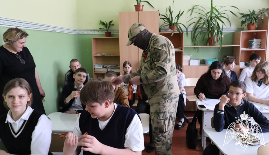 В Воронеже Росгвардия проводит мероприятия военно-патриотической направленности для молодежи в преддверии Дня Победы