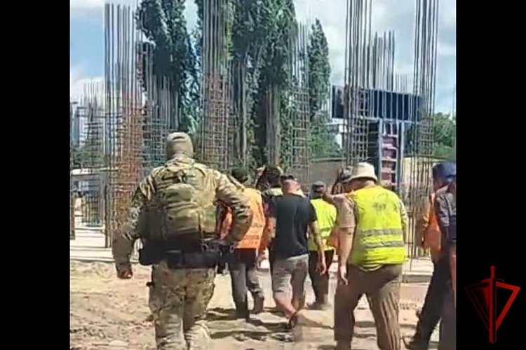 В Воронежской области при содействии Росгвардии проводятся профилактические мероприятия в рамках операции «Нелегал-2026»