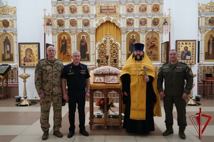В Воронеже росгвардейцы приняли участие в богослужении в честь небесного покровителя князя Владимира и празднования Дня Крещения Руси 