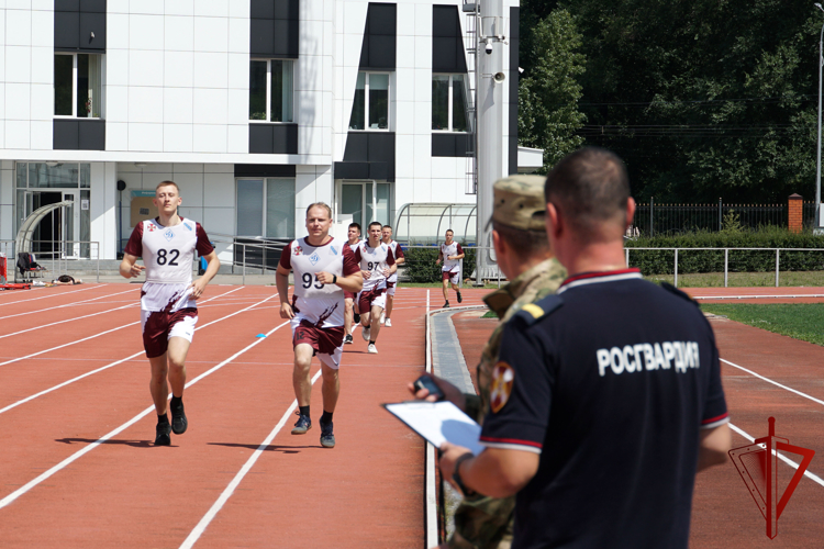 В Воронеже прошел чемпионат по легкой атлетике среди росгвардейцев, посвященный 105-летию со дня образования Центрального округа Росгвардии