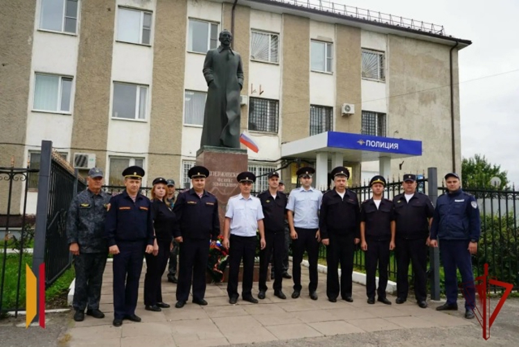 В Воронежской области сотрудники Росгвардии приняли участие в мероприятиях, посвященных Феликсу Дзержинскому