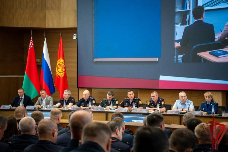 В НИЖНЕМ НОВГОРОДЕ СОСТОЯЛОСЬ ВСЕРОССИЙСКОЕ СОВЕЩАНИЕ-СЕМИНАР ПО ВОПРОСАМ РАЗВИТИЯ ВНЕВЕДОМСТВЕННОЙ ОХРАНЫ РОСГВАРДИИ