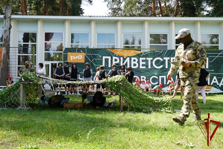 «Зарница» нового поколения от Росгвардии: как воронежские школьники осваивают навыки настоящих героев