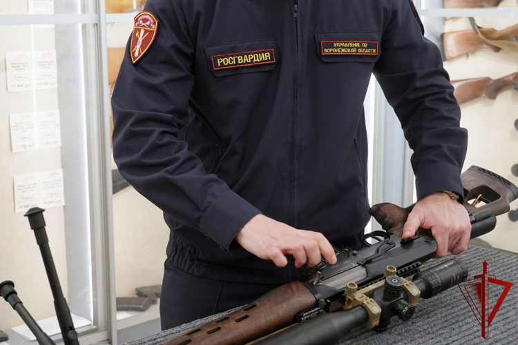 ОФИЦЕРЫ РОСГВАРДИИ В ВОРОНЕЖСКОЙ ОБЛАСТИ ЗА НЕДЕЛЮ ПРОВЕЛИ СВЫШЕ 200 ПРОВЕРОЧНЫХ МЕРОПРИЯТИЙ