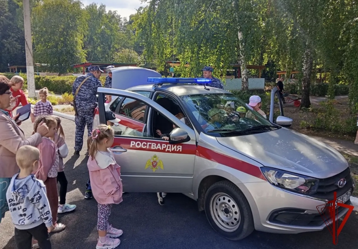 Мероприятия всероссийского проекта «Каникулы с Росгвардией» завершились в Воронежской области