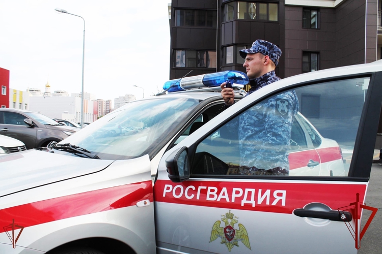 Более 220 раз за прошедшую неделю росгвардейцы в Воронежской области выезжали по сигналу "Тревога"