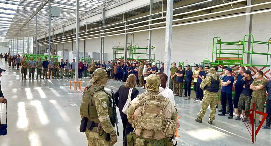ОМОН Росгвардии в Воронеже оказал содействие в проведении рейда по выявлению нелегальных мигрантов