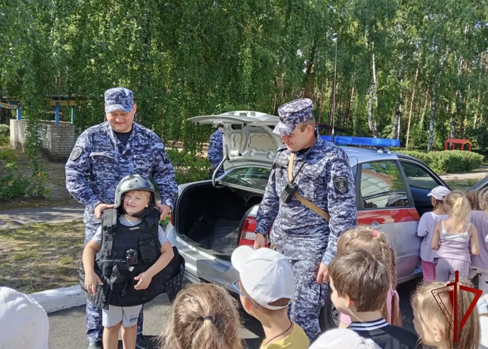 Мероприятия всероссийского проекта «Каникулы с Росгвардией» завершились в Воронежской области