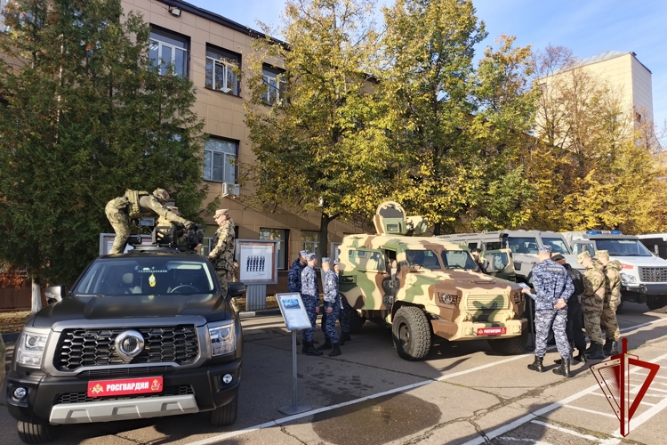 Сотрудники вневедомственной охраны Воронежской области приняли участие в учебно-методическом сборе с выпускниками вузов 2026 года