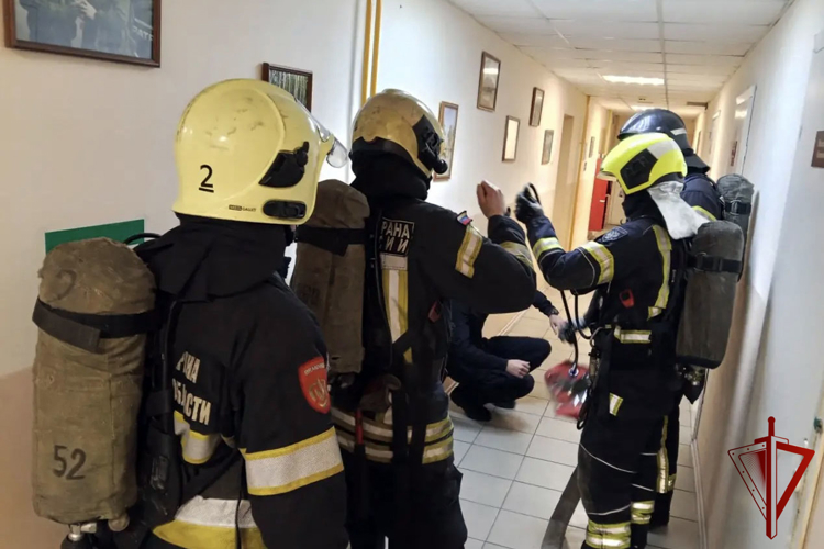 В Воронеже спецподразделения Росгвардии и МЧС провели совместную тренировку